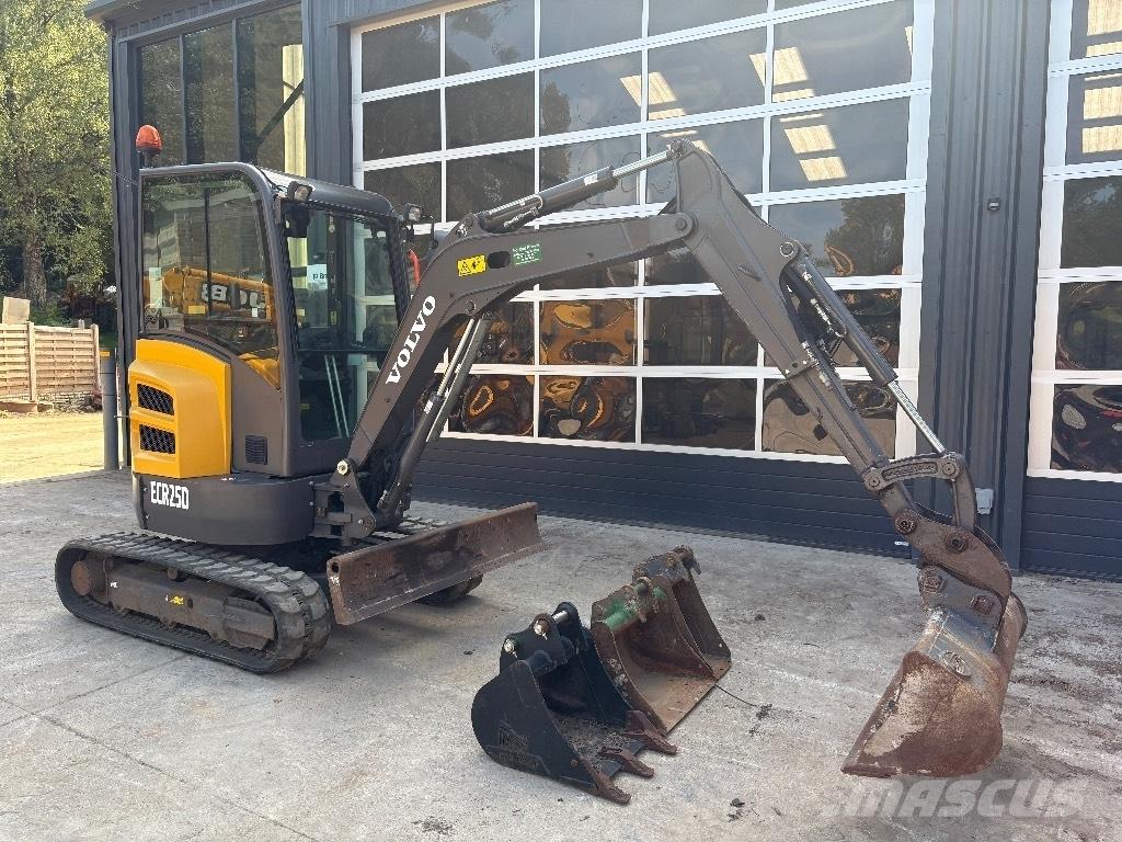 Volvo ECR 25 D Miniescavadeiras