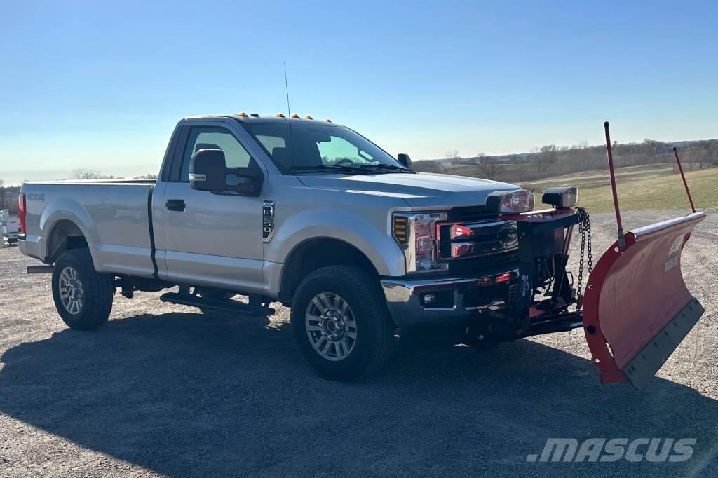 Ford F 250 XLT SD Outros