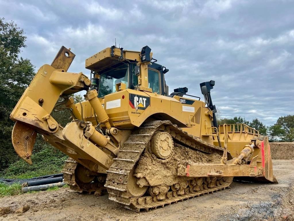 CAT D 8 T Dozers - Tratores rastos