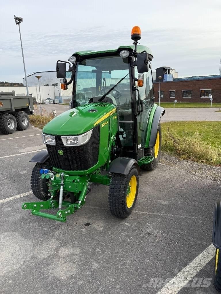 John Deere 3046 R Tractores compactos