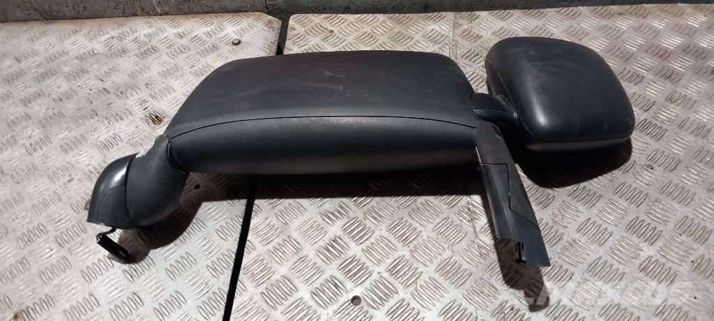 Scania G 400   1723519 Cabines e interior