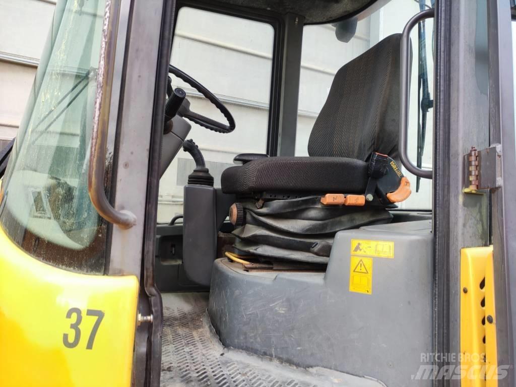 Volvo L 30 B Carregadeiras de rodas