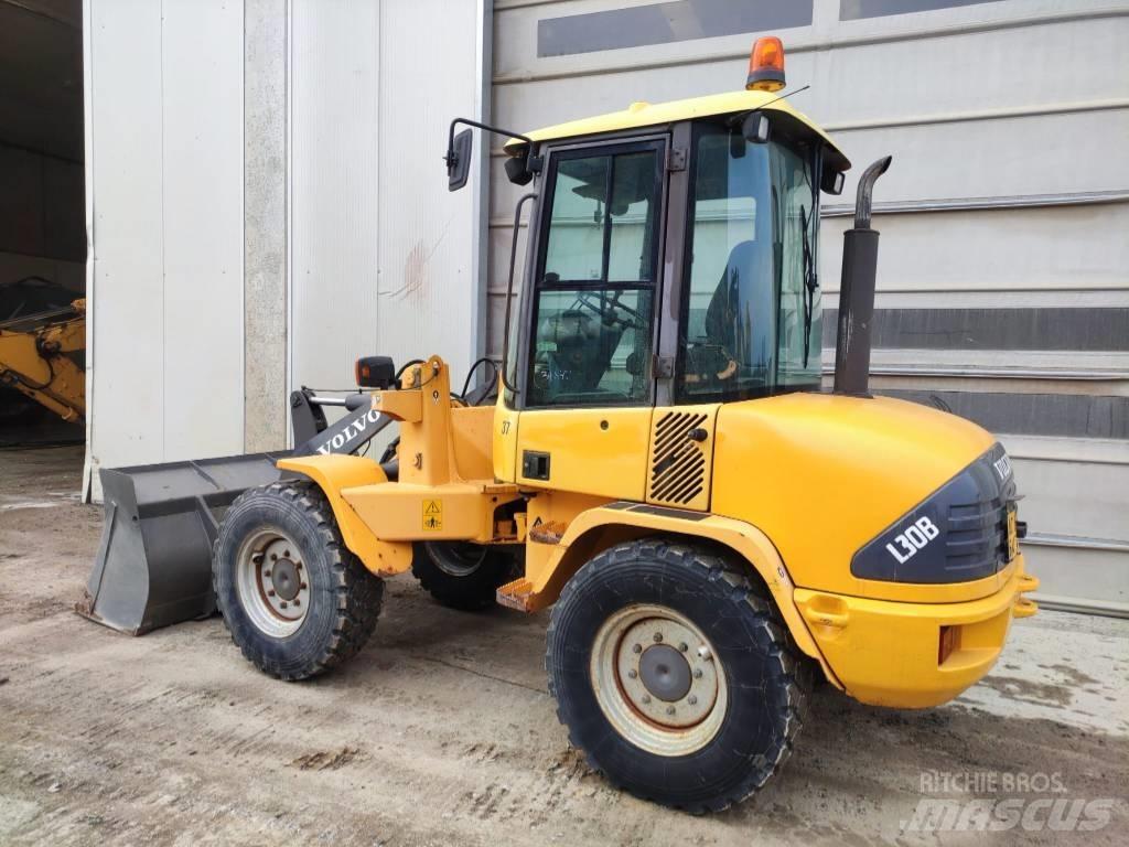Volvo L 30 B Carregadeiras de rodas