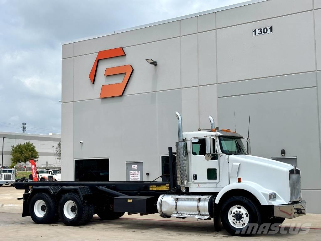 Kenworth T 800 Camiões caixa desmontável com elevador de cabo