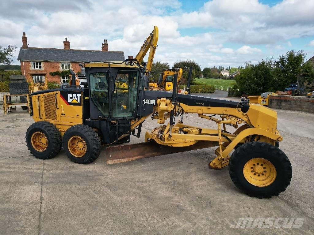 CAT 140 M Motoniveladoras