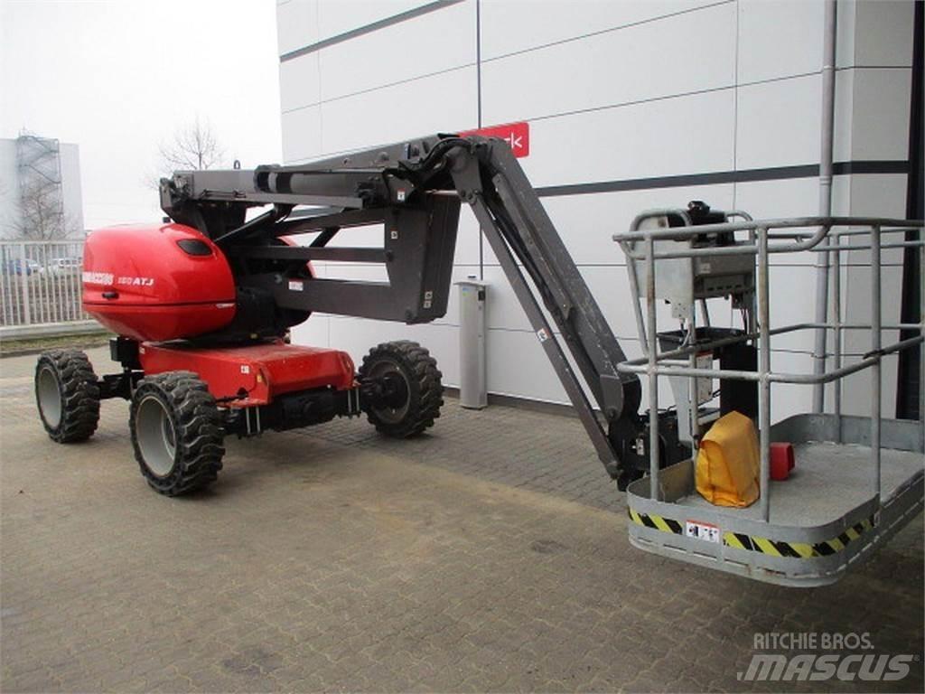 Manitou 160ATJ Elevadores braços articulados
