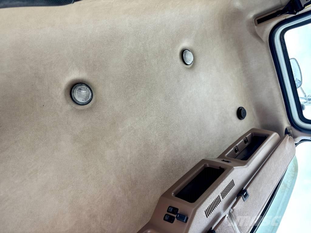 Mack GU713 Camiões de Reciclagem