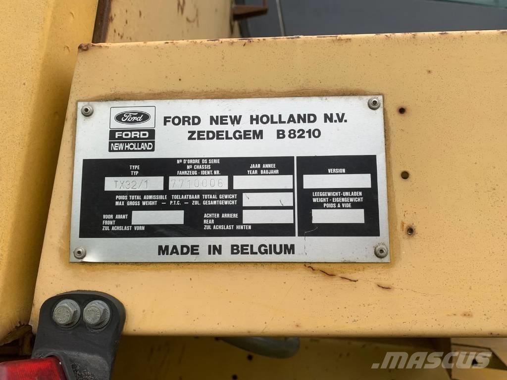 New Holland TX 32 Ceifeiras debulhadoras