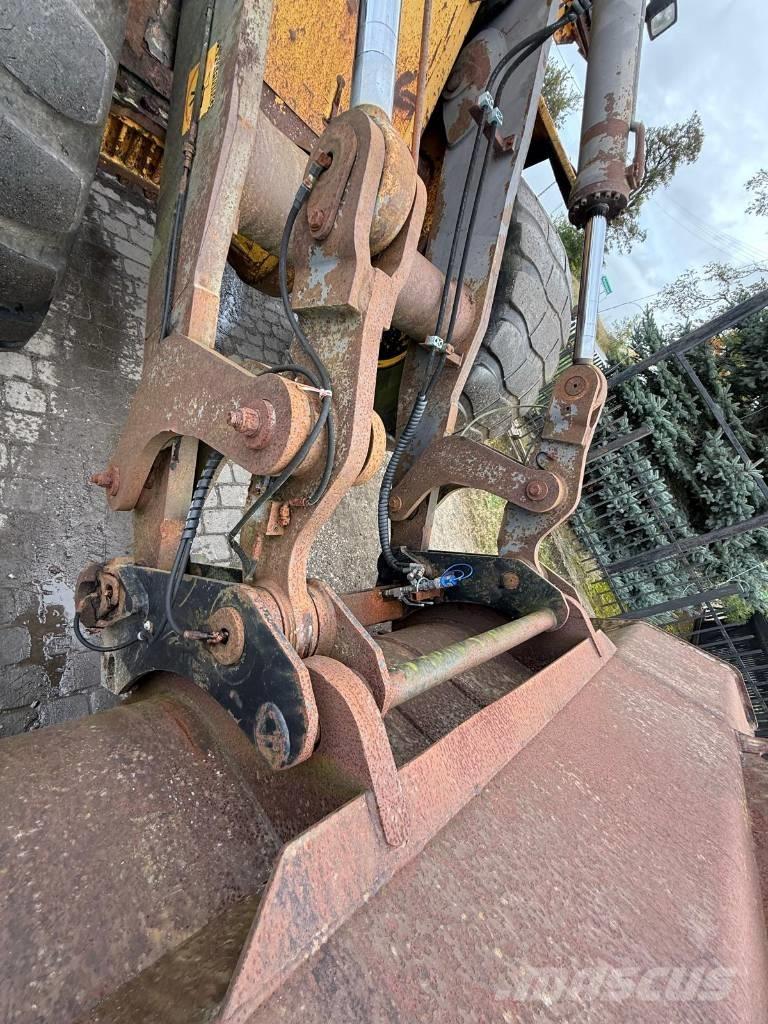 Volvo L 120 Carregadeiras de rodas