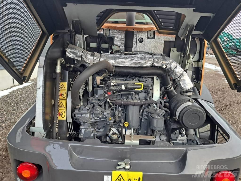 CASE 321 F Carregadeiras de rodas