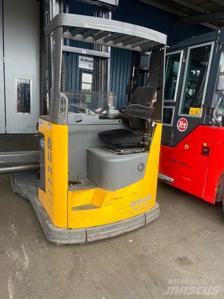 Atlet UFS250 Empilhadores de 4 vias