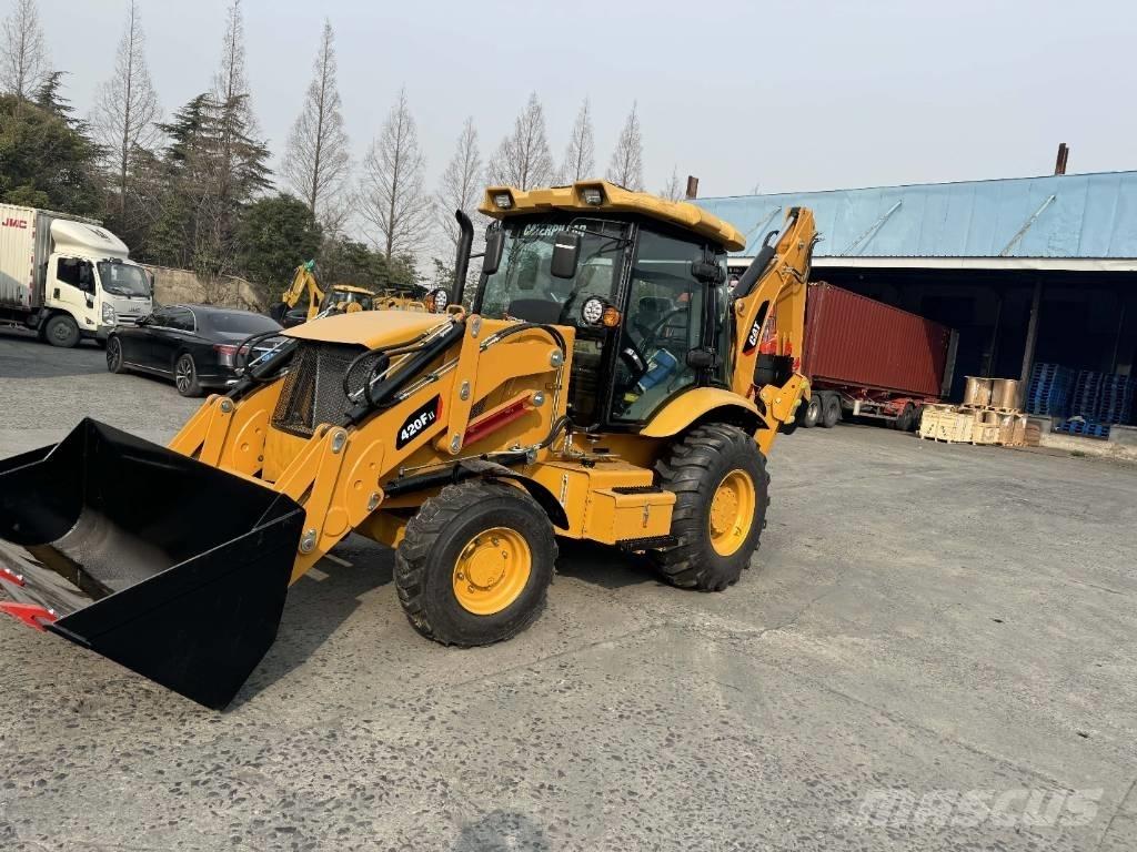 CAT 420 F Retroescavadeiras