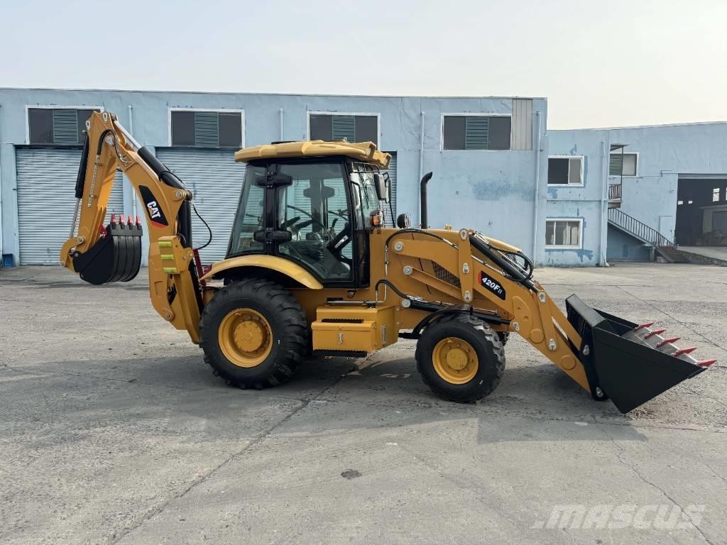 CAT 420 F Retroescavadeiras
