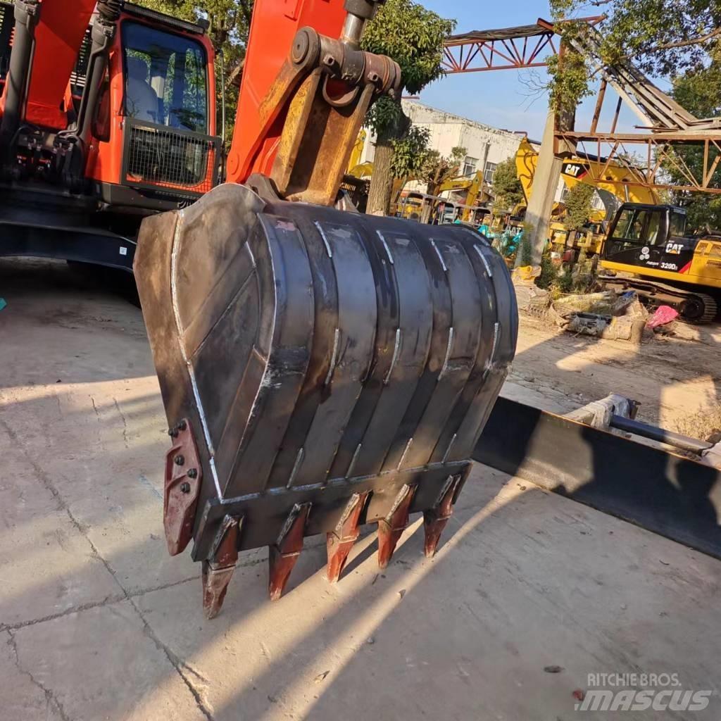 Doosan DX 225 LC Escavadeiras de esteiras