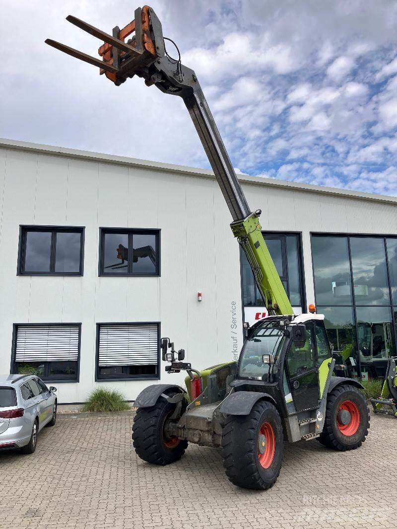 Liebherr T56-7S Manipulador telescópico