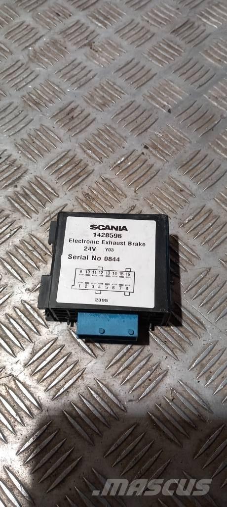 Scania 94 D.   1428596 Electrónica