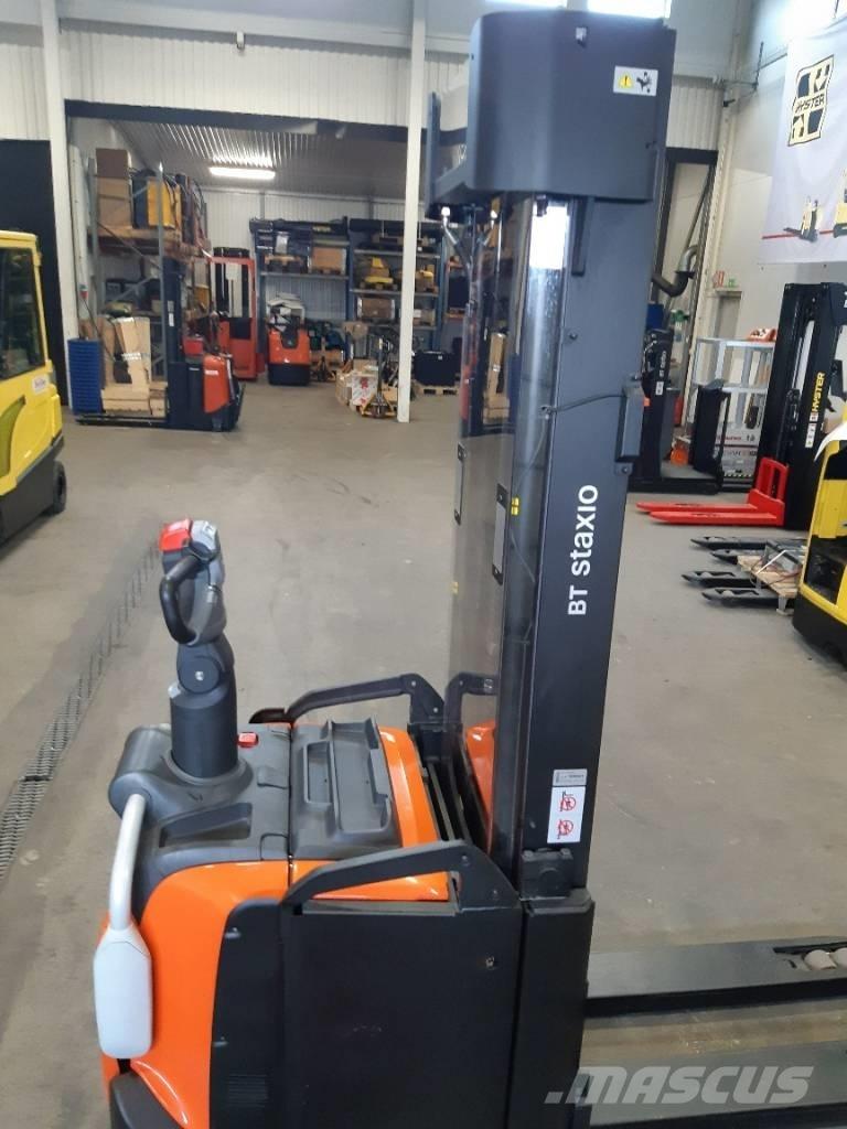 Toyota SPE160L Empilhador para operador externo