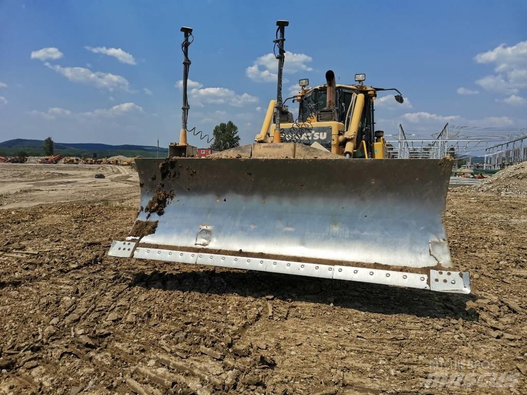 Komatsu D 65 PX-17 Dozers - Tratores rastos