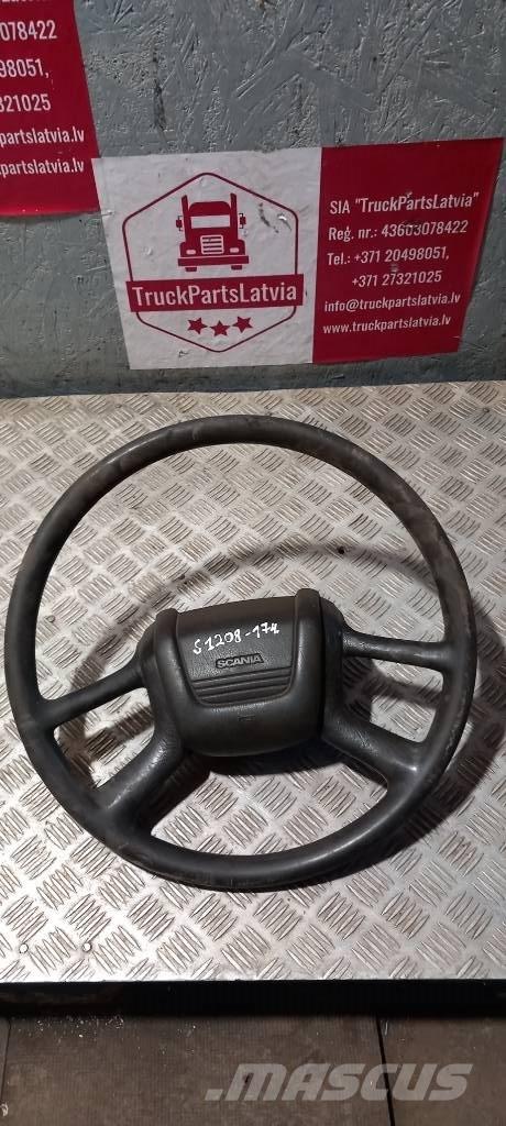 Scania 94 D.    1439128 Cabines e interior