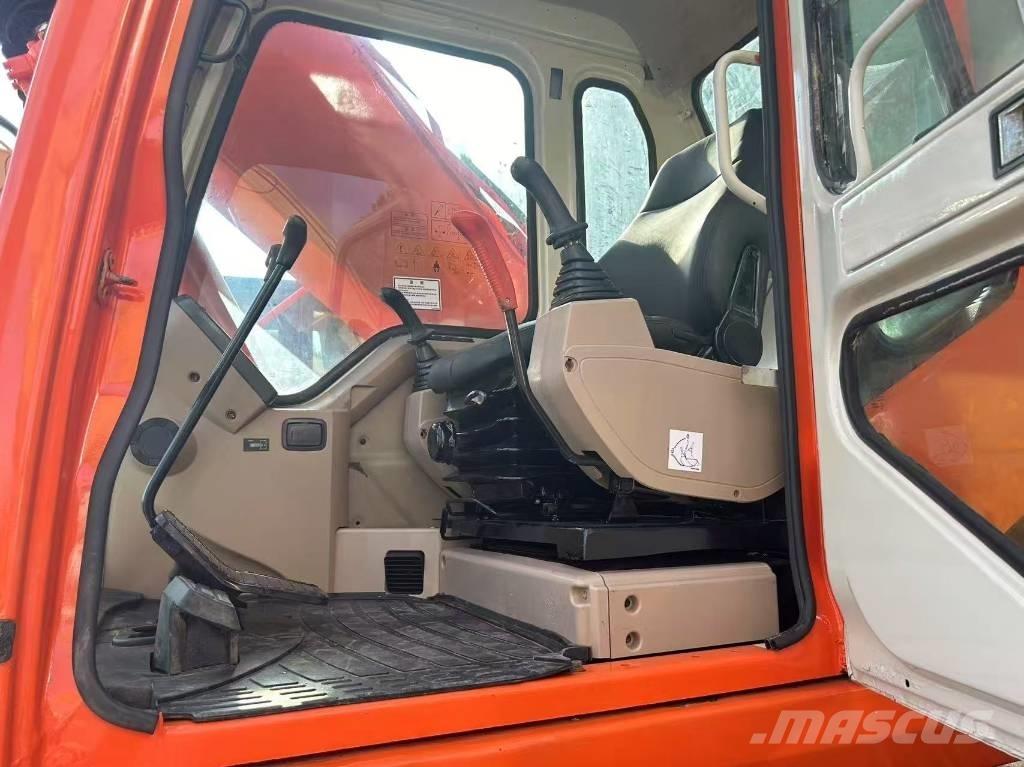 Doosan DH 225 LC-7 Escavadeiras de esteiras