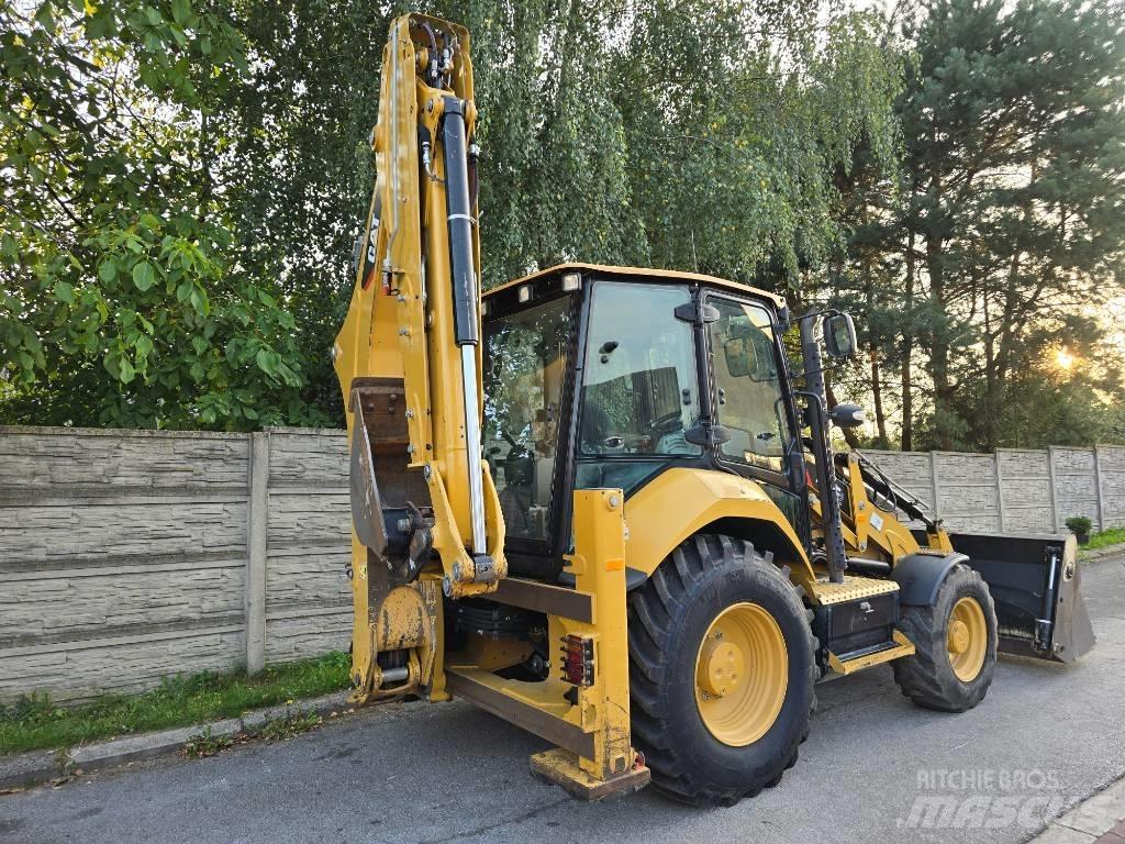 CAT 432 F Retroescavadeiras