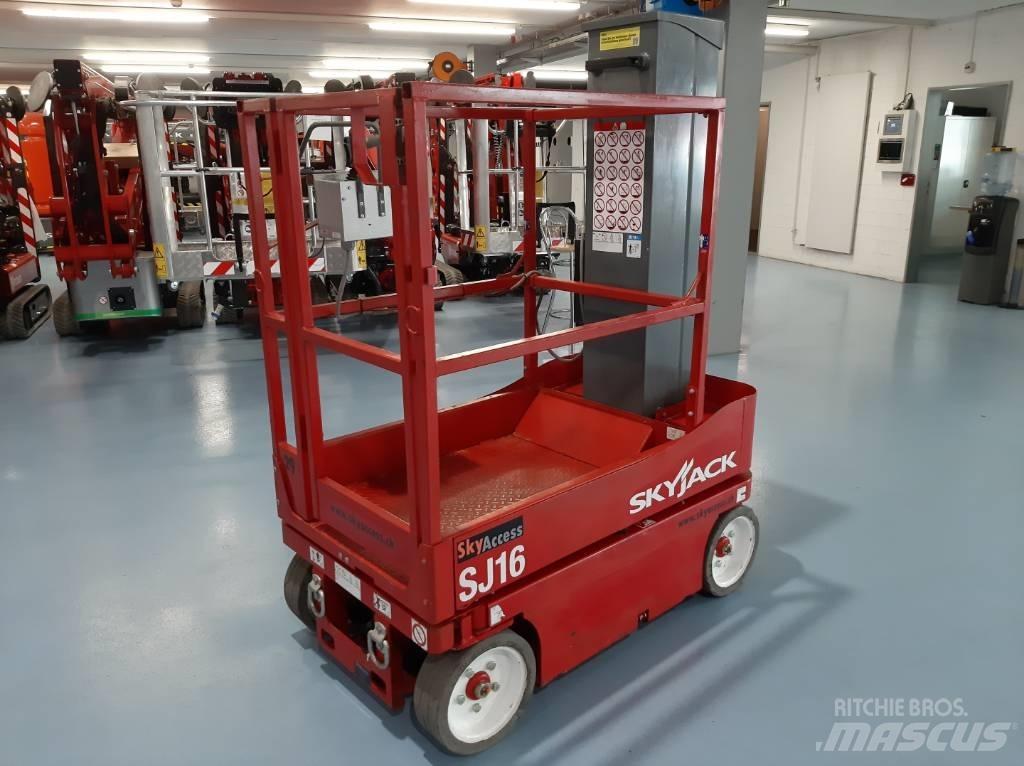 SkyJack SJ 16 Plataformas de Mastro Vertical