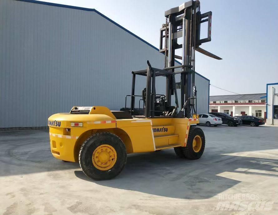 Komatsu FD 200 Empilhadores Diesel