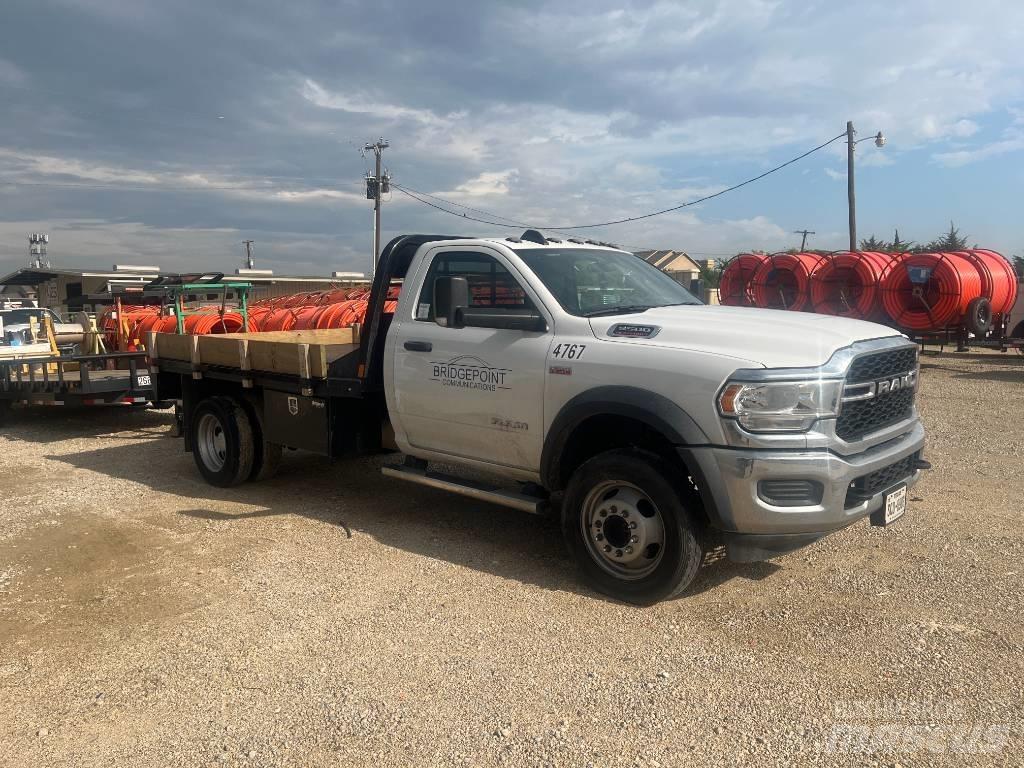 RAM 5500 Camiões estrado/caixa aberta