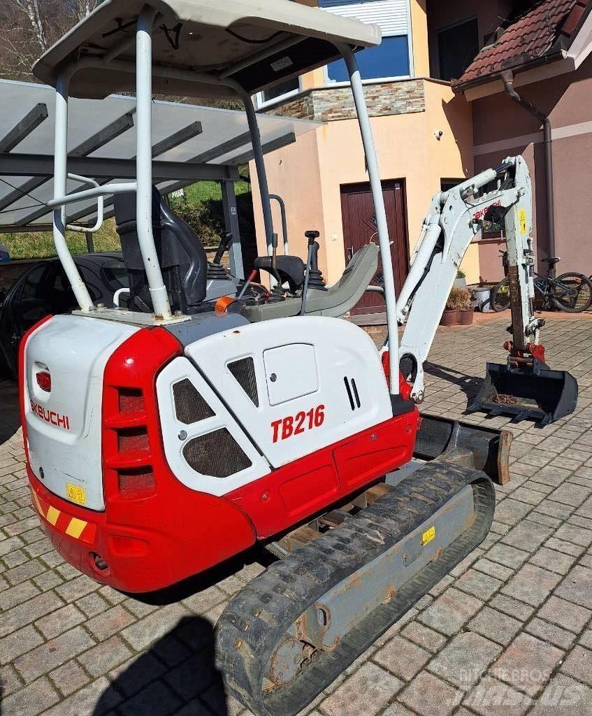 Takeuchi TB 216 Miniescavadeiras