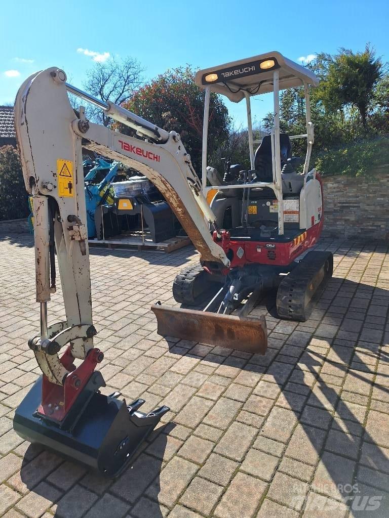 Takeuchi TB 216 Miniescavadeiras