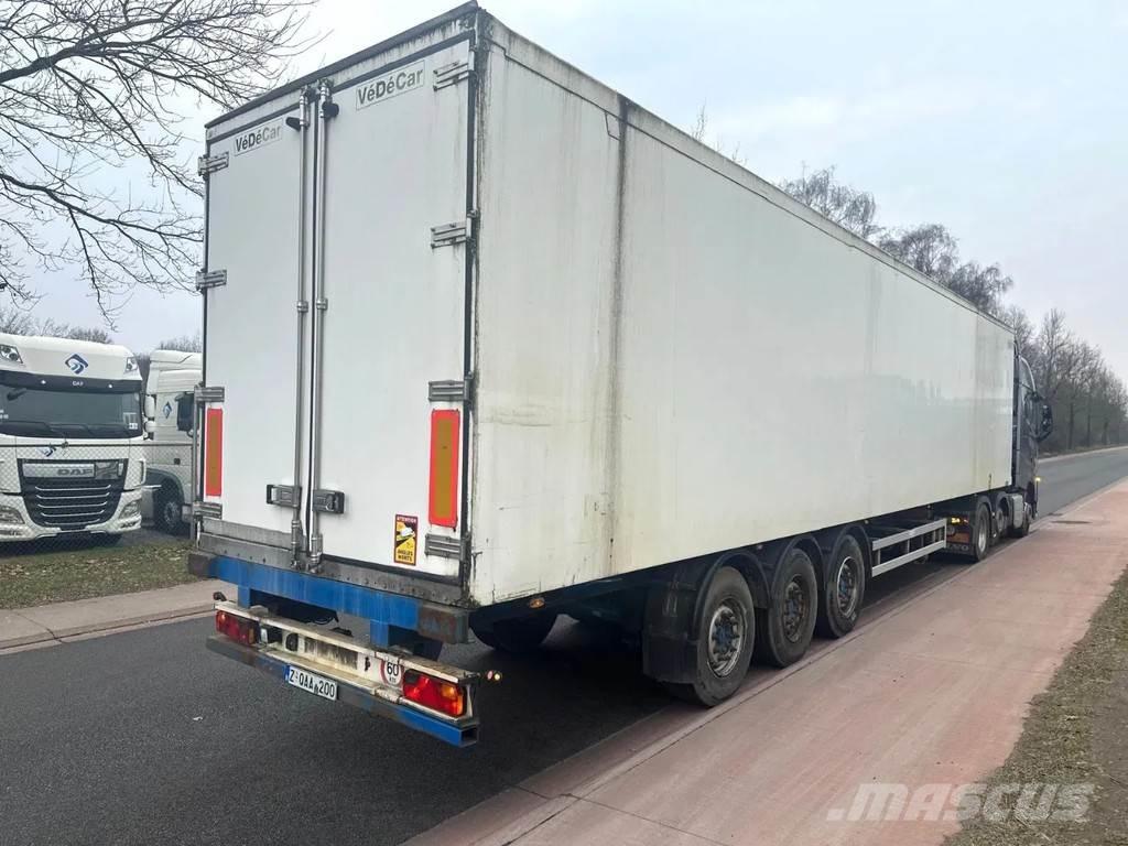 Renders ROC 12.27 Semi Reboques Isotérmicos