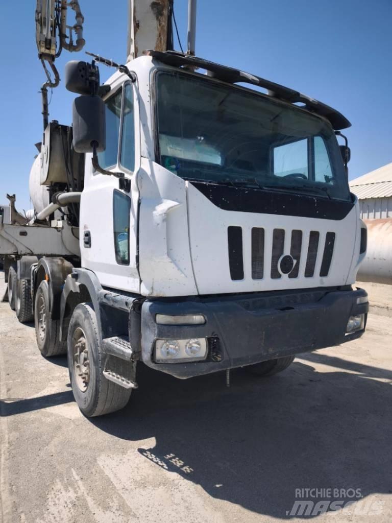 Astra Betonpompa Caminhões de betonagem