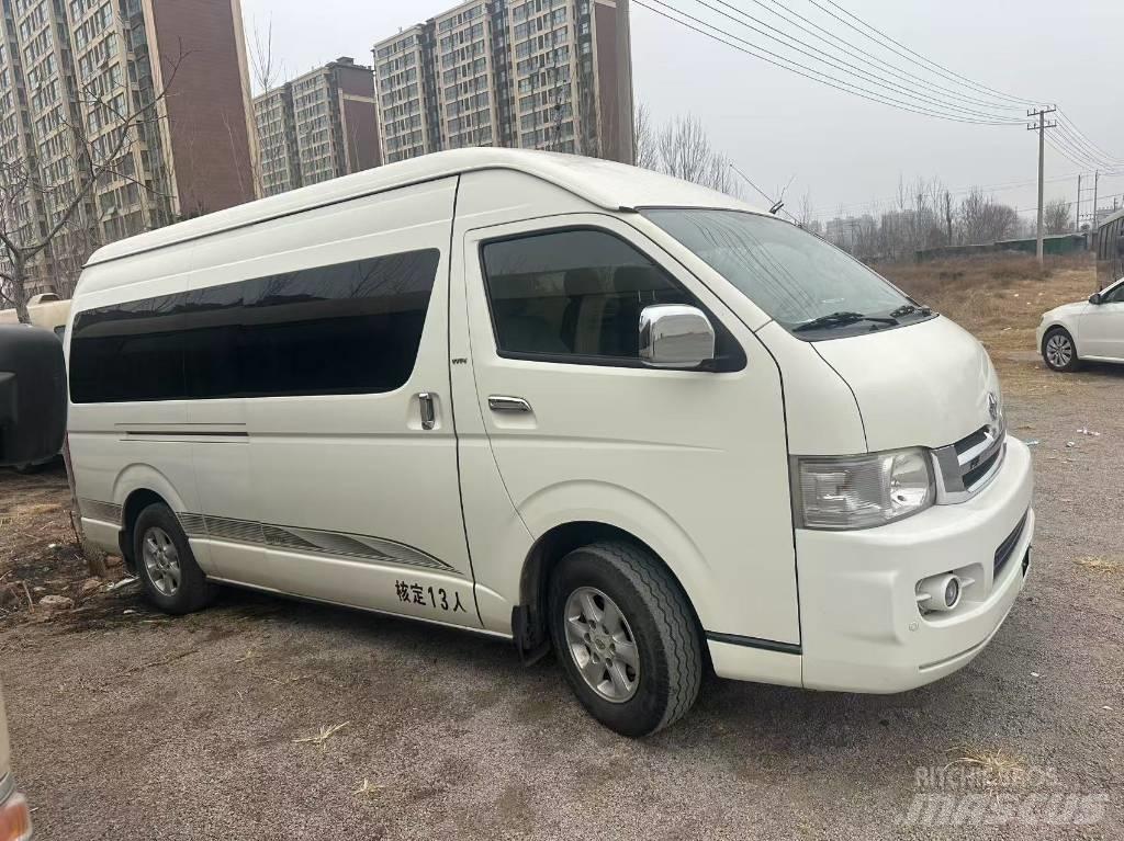 Toyota Coaster Autocarros intercidades