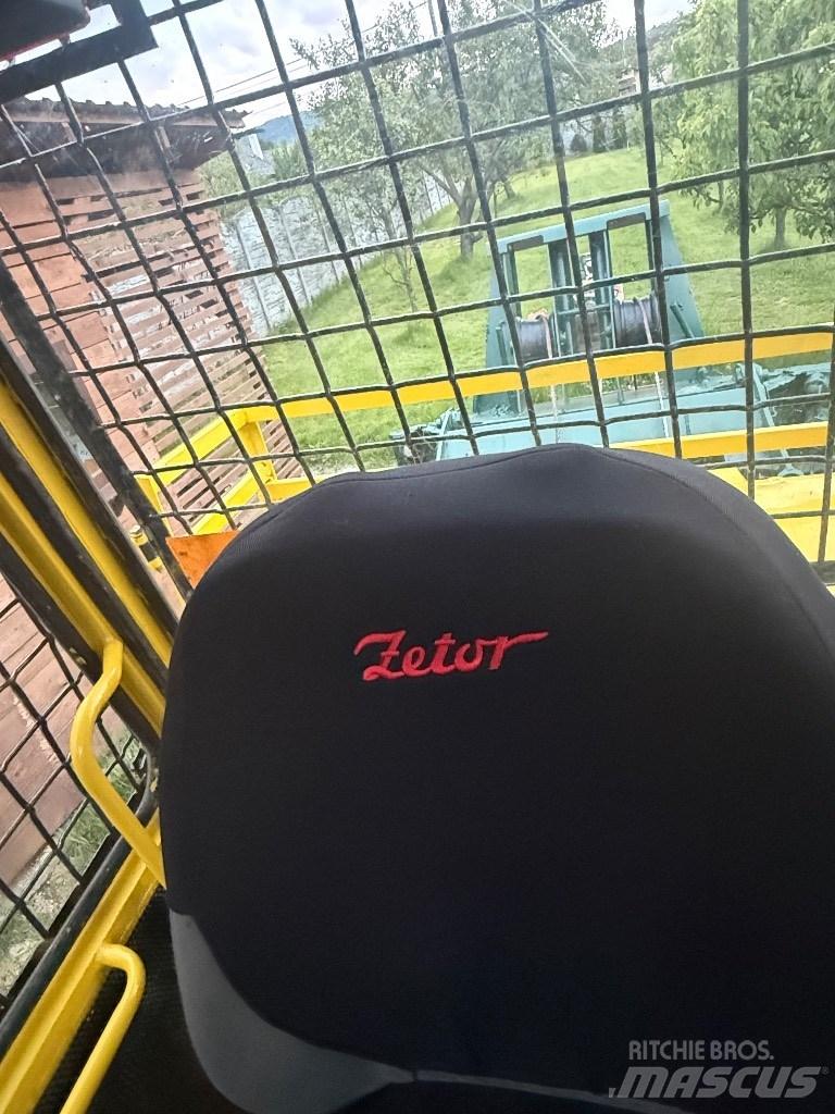 LKT 81 TURBO Tractores florestais