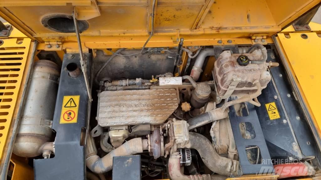 JCB JS 220 LC Escavadeiras de esteiras