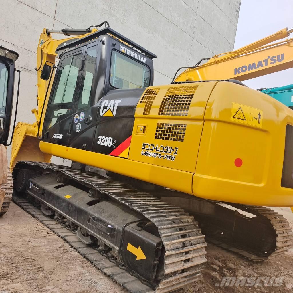 CAT 320D Escavadeiras de esteiras