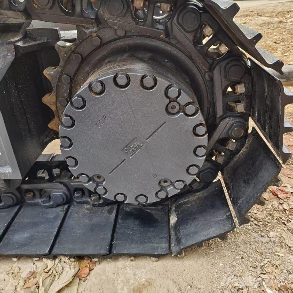Komatsu PC 200-8 Escavadeiras de esteiras