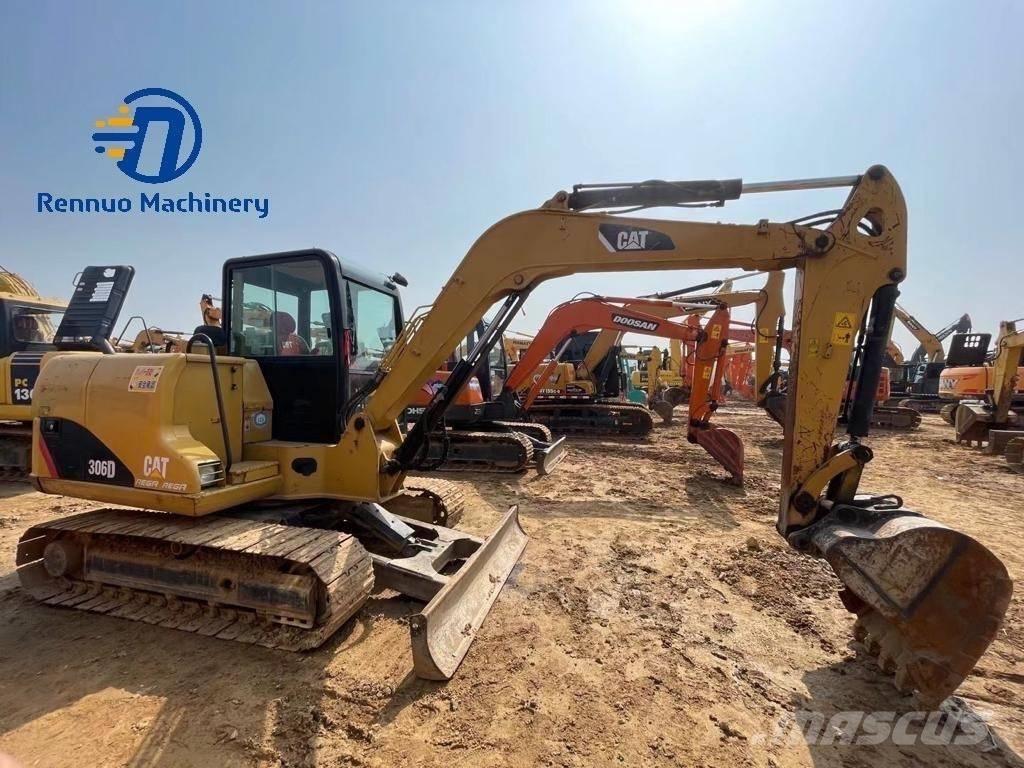 CAT 306D Miniescavadeiras
