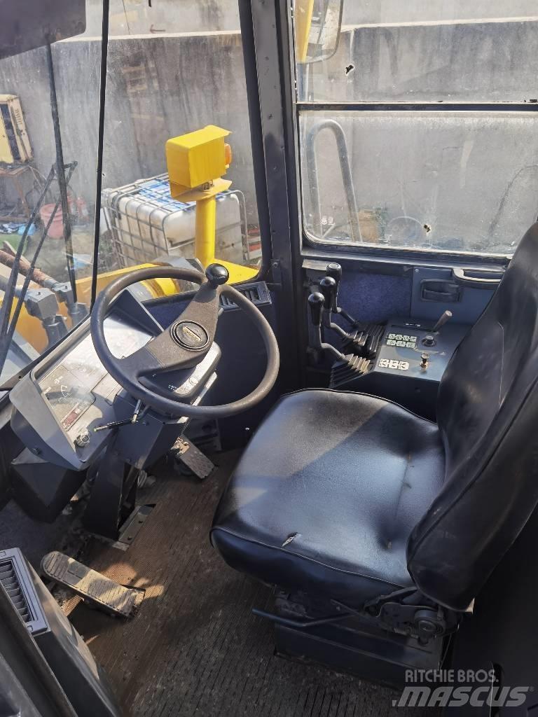 Komatsu WA 470 Carregadeiras de rodas