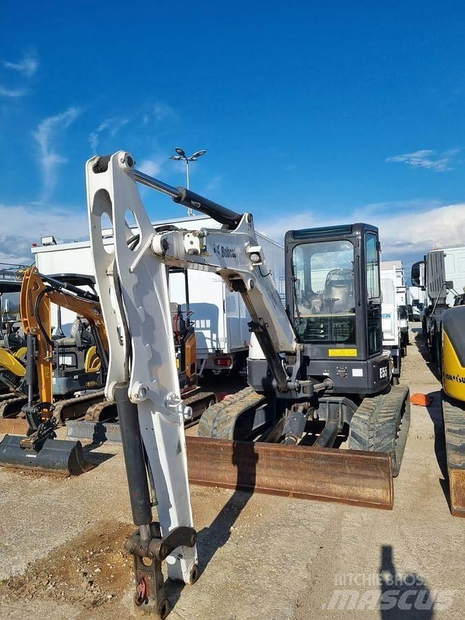 Bobcat E55 Miniescavadeiras