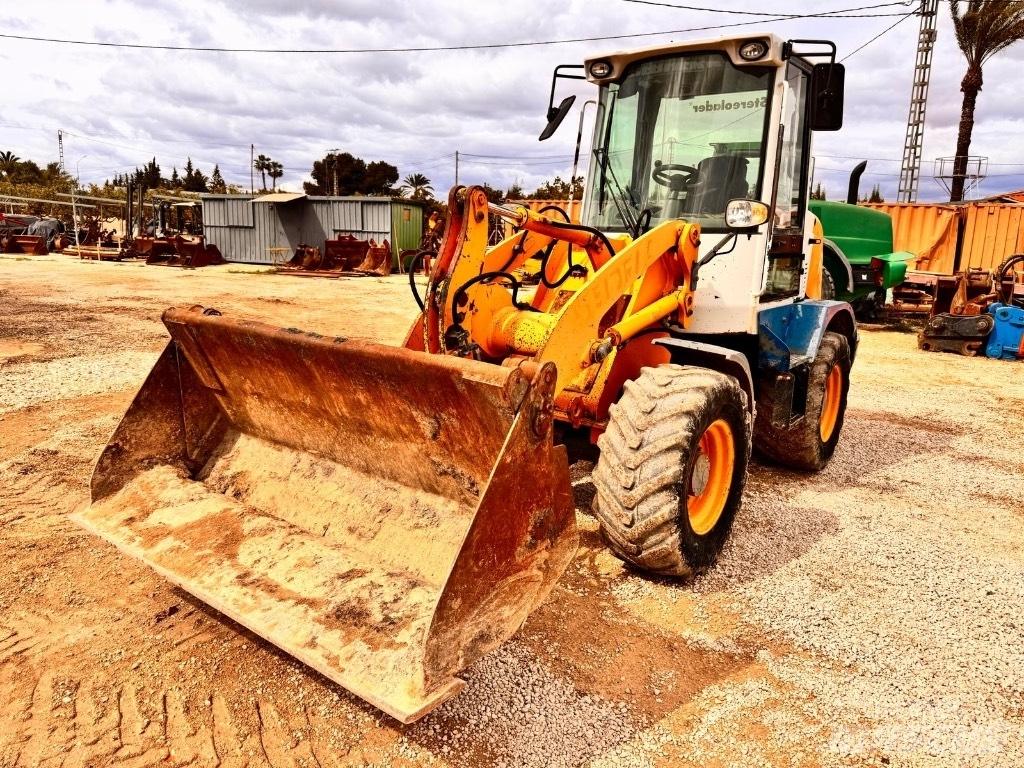 Liebherr L 507 Carregadeiras de rodas