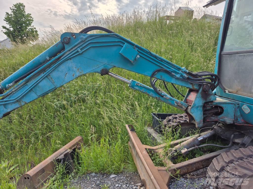 Takeuchi TB 235 Miniescavadeiras