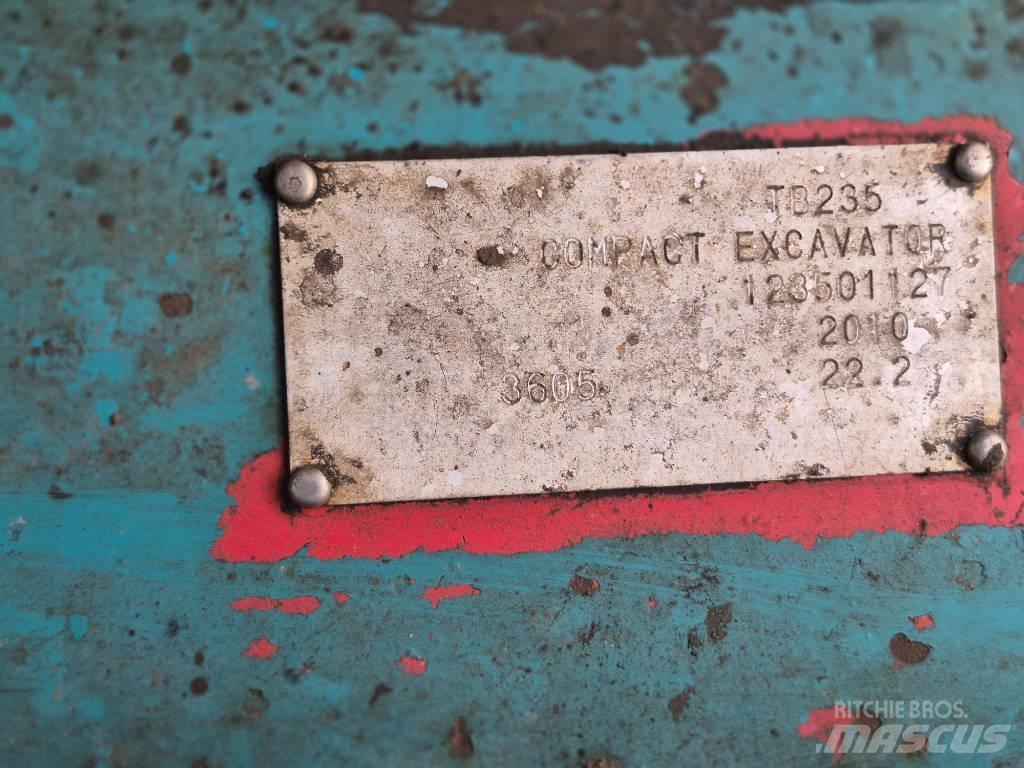 Takeuchi TB 235 Miniescavadeiras