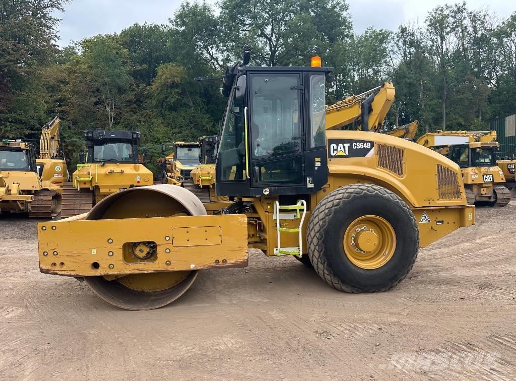 CAT CS 64 B Cilindros Compactadores monocilíndricos
