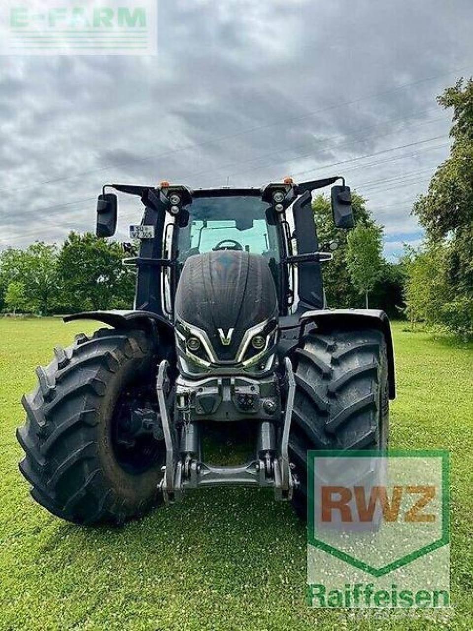Valtra q305 Tratores Agrícolas usados