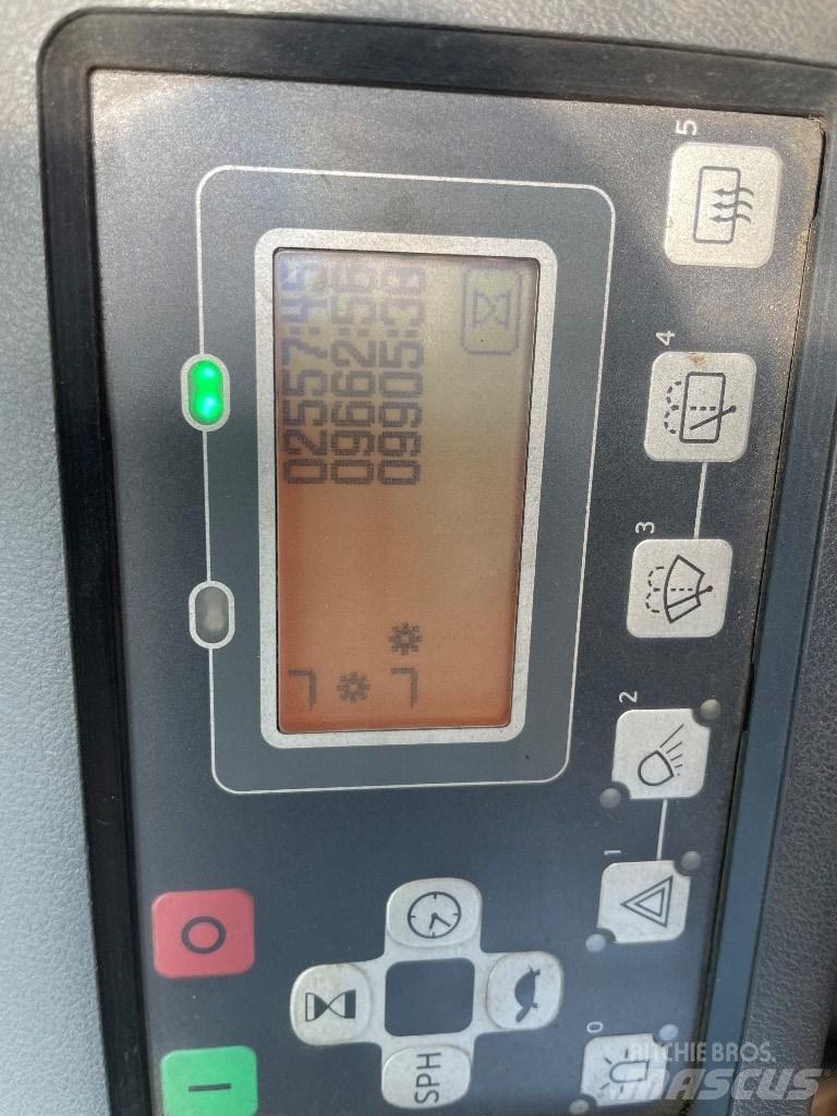 Toyota 8FBMT30 Empilhadores eléctricos