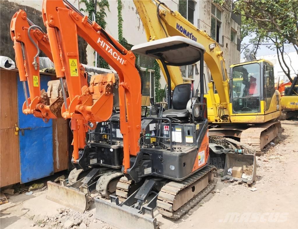 Hitachi ZX 17 U-2 Miniescavadeiras