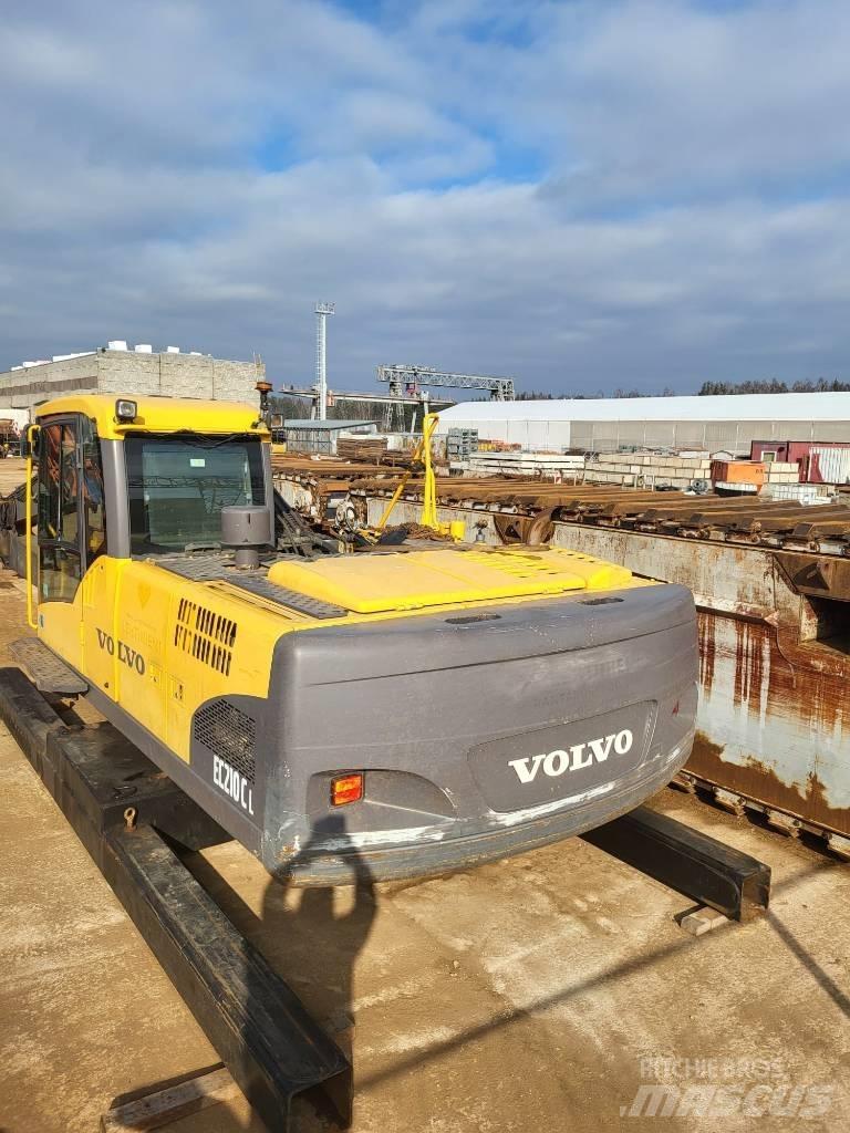 Volvo 210CLR Escavadoras anfíbias