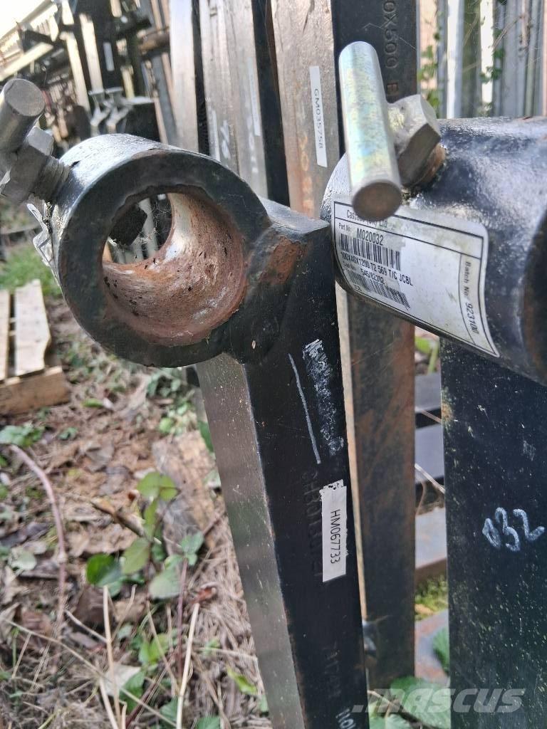 JCB Q FIT FORKS Outros acessórios de carga e escavação