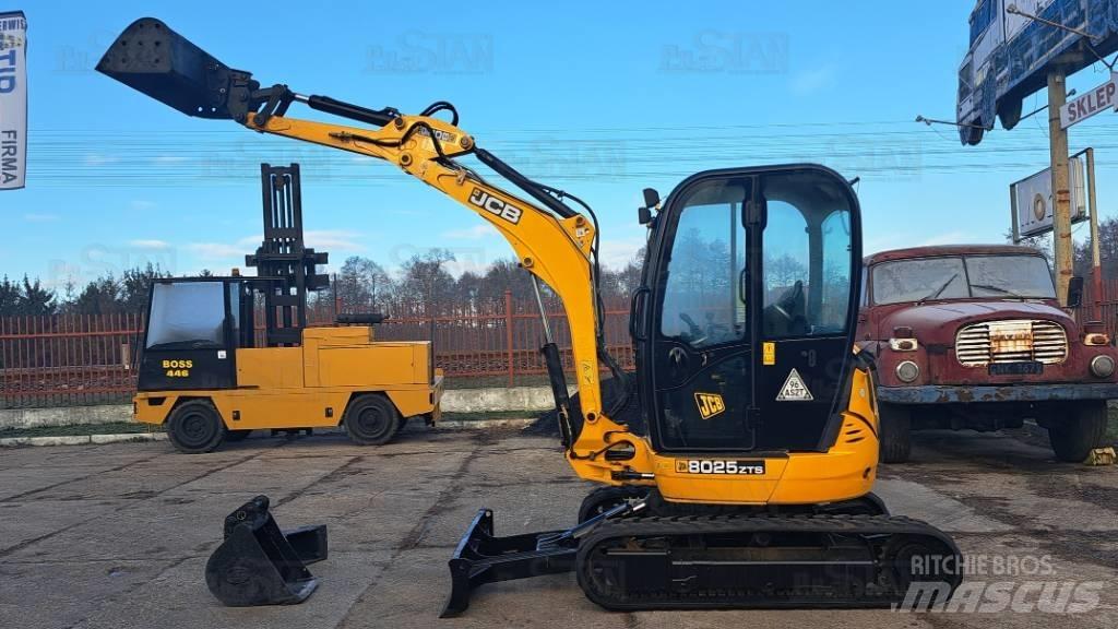JCB 8025 ZTS Miniescavadeiras